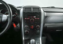 Suzuki Grand Vitara 2013, 137 485 км, 2.0 л, 140 л.с., фото 1