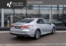 Toyota Camry 2021, 50 400 км, 2.5 л, 200 л.с., фото 3