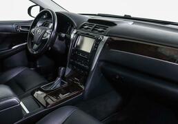 Toyota Camry 2017, 91 207 км, 3.5 л, 249 л.с., фото 2