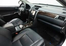 Toyota Camry 2015, 112 341 км, 3.5 л, 249 л.с., фото 2
