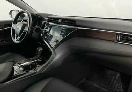 Toyota Camry 2018, 81 199 км, 2.5 л, 181 л.с., фото 2