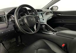 Toyota Camry 2018, 81 199 км, 2.5 л, 181 л.с., фото 3