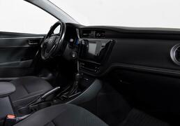 Toyota Corolla 2016, 102 742 км, 1.6 л, 122 л.с., фото 1