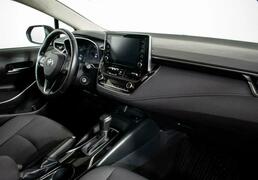 Toyota Corolla 2018, 83 255 км, 1.6 л, 122 л.с., фото 4