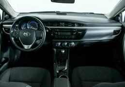 Toyota Corolla 2013, 135 245 км, 1.8 л, 140 л.с., фото 4