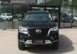 Toyota Fortuner 2022, 5 596 км, 2.8 л, 200 л.с., фото 2