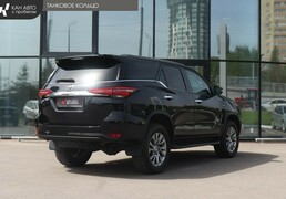 Toyota Fortuner 2022, 5 596 км, 2.8 л, 200 л.с., фото 3
