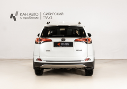 Toyota RAV4 2018, 124 320 км, 2.0 л, 146 л.с., фото 4