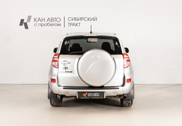 Toyota RAV4 2010, 313 726 км, 2.0 л, 158 л.с., фото 4