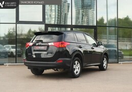 Toyota RAV4 2015, 215 530 км, 2.0 л, 146 л.с., фото 3