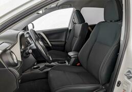 Toyota RAV4 2015, 112 632 км, 2.0 л, 146 л.с., фото 3