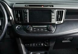 Toyota RAV4 2018, 83 265 км, 2.2 л, 150 л.с., фото 2