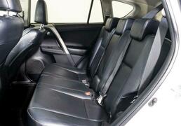 Toyota RAV4 2013, 131 678 км, 2.5 л, 179 л.с., фото 2