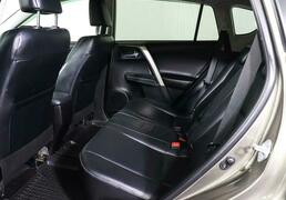 Toyota RAV4 2015, 113 392 км, 2.0 л, 146 л.с., фото 4