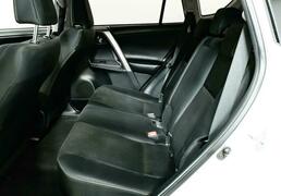 Toyota RAV4 2015, 112 534 км, 2.0 л, 146 л.с., фото 2