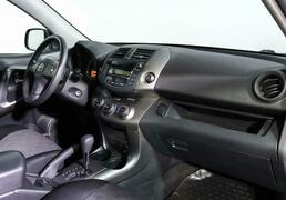 Toyota RAV4 2010, 166 893 км, 2.0 л, 152 л.с., фото 1