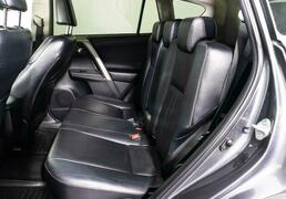 Toyota RAV4 2013, 133 783 км, 2.0 л, 146 л.с., фото 2