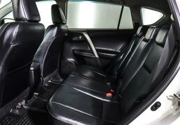 Toyota RAV4 2014, 122 513 км, 2.2 л, 150 л.с., фото 4