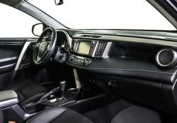 Toyota RAV4 2015, 111 452 км, 2.0 л, 146 л.с., фото 2