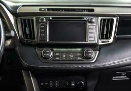 Toyota RAV4 2015, 111 452 км, 2.0 л, 146 л.с., фото 3