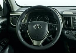 Toyota RAV4 2015, 110 217 км, 2.0 л, 146 л.с., фото 1