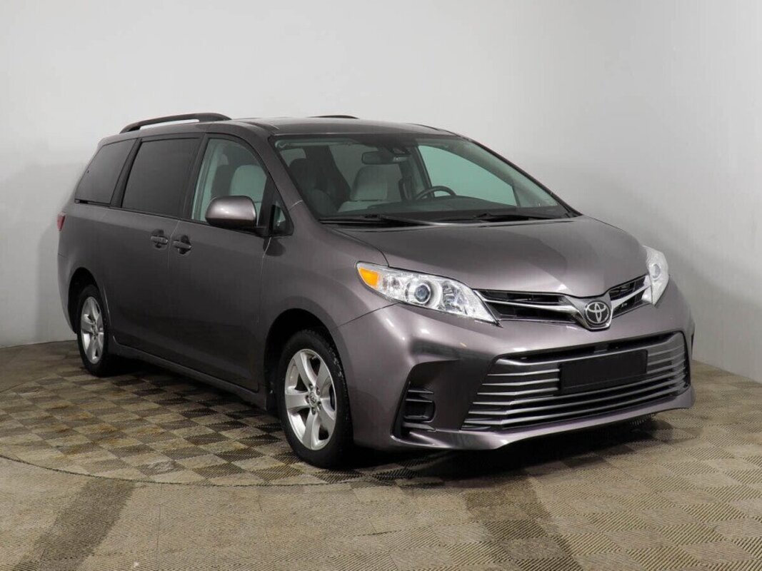 Toyota Sienna 2020