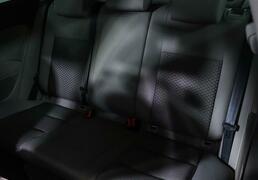 Volkswagen Golf 2012, 144 236 км, 1.4 л, 122 л.с., фото 2