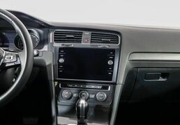 Volkswagen Golf 2018, 83 059 км, 1.5 л, 130 л.с., фото 3