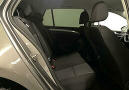 Volkswagen Golf 2014, 123 658 км, 1.4 л, 122 л.с., фото 2