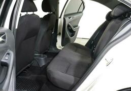 Volkswagen Jetta 2015, 113 569 км, 1.6 л, 105 л.с., фото 1