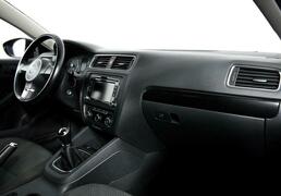 Volkswagen Jetta 2012, 144 348 км, 1.6 л, 105 л.с., фото 1