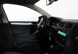 Volkswagen Jetta 2013, 133 635 км, 1.6 л, 105 л.с., фото 4