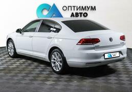 Volkswagen Passat 2016, 105 944 км, 1.4 л, 150 л.с., фото 2