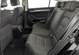 Volkswagen Passat 2018, 82 381 км, 1.4 л, 150 л.с., фото 2