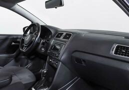 Volkswagen Polo 2016, 102 378 км, 1.6 л, 110 л.с., фото 3