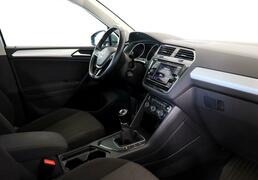Volkswagen Tiguan 2018, 82 569 км, 1.4 л, 125 л.с., фото 3