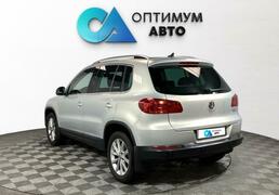 Volkswagen Tiguan 2012, 143 457 км, 2.0 л, 200 л.с., фото 2