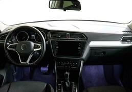 Volkswagen Tiguan 2021, 52 896 км, 1.4 л, 150 л.с., фото 4