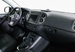 Volkswagen Tiguan 2016, 103 547 км, 2.0 л, 180 л.с., фото 2