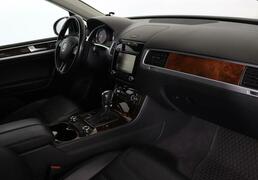 Volkswagen Touareg 2012, 143 457 км, 3.0 л, 245 л.с., фото 3