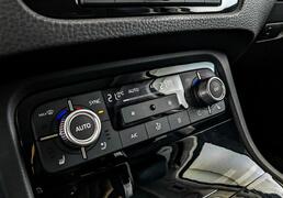 Volkswagen Touareg 2015, 115 213 км, 3.0 л, 245 л.с., фото 2