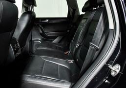 Volkswagen Touareg 2012, 144 569 км, 3.0 л, 204 л.с., фото 2