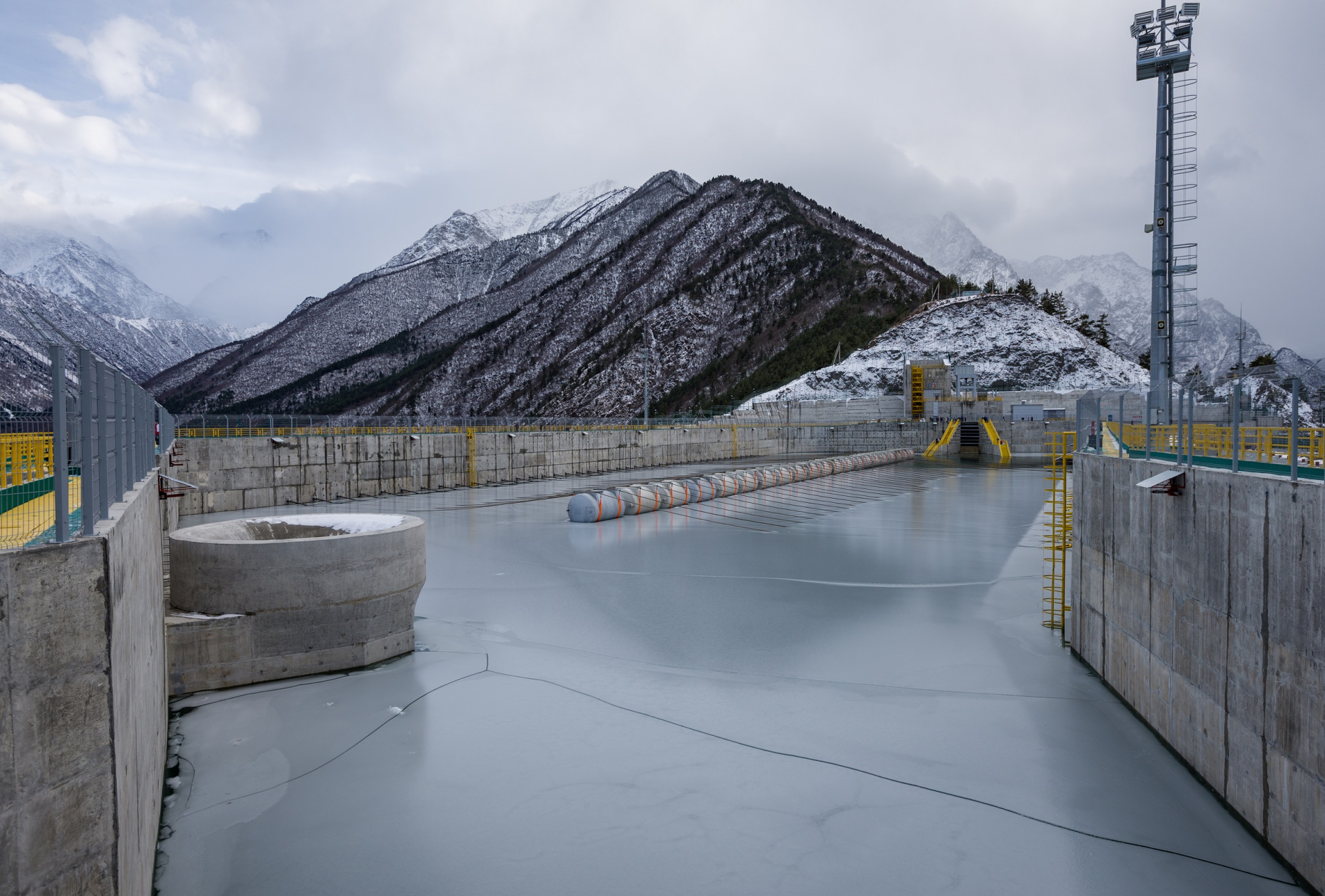 Зарамагское водохранилище северная осетия фото