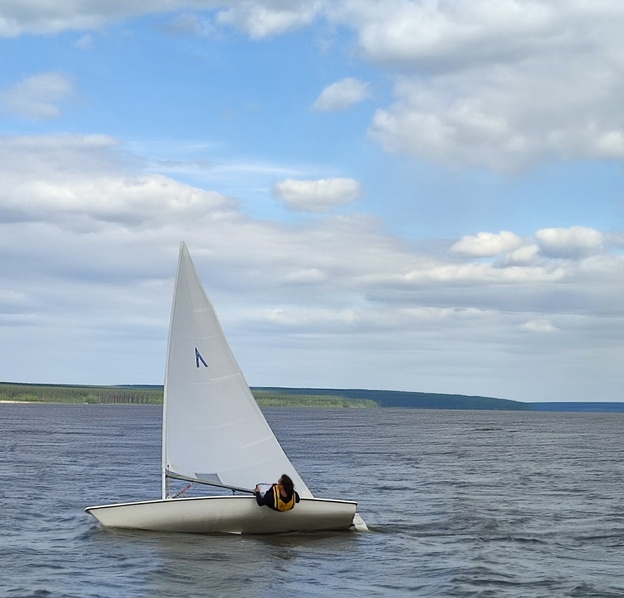 Парус, пластик и характер