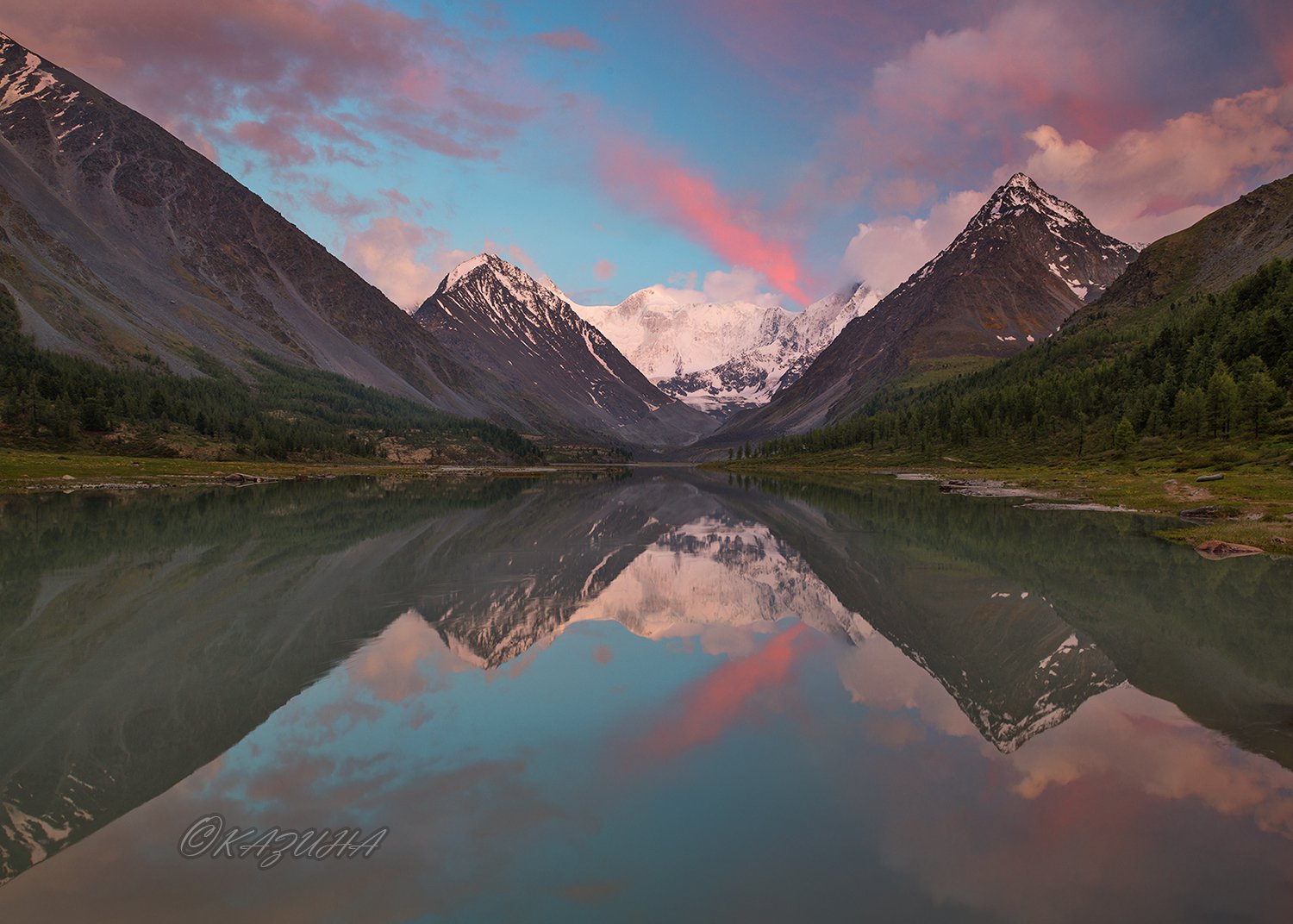 Симметрия. Белуха в зеркале Ак-Кема, Горный Алтай