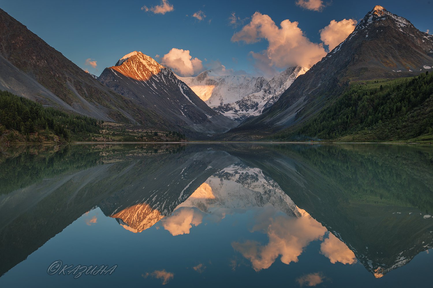 Закат над Белухой
