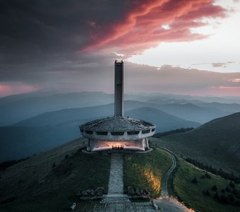 Бузлуджа на закате