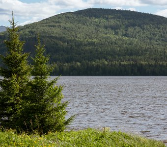 Вид на гору Лукаш