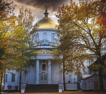 Собор Архангела Михаила, Свято-Успенский Псково-Печерский монастырь, Псковская область