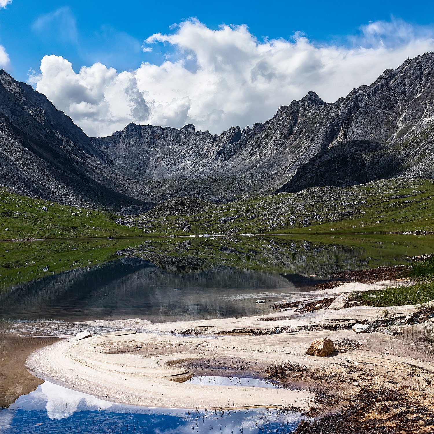 Белые пески Архата